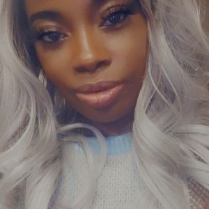 Meet your Posher, Tonya